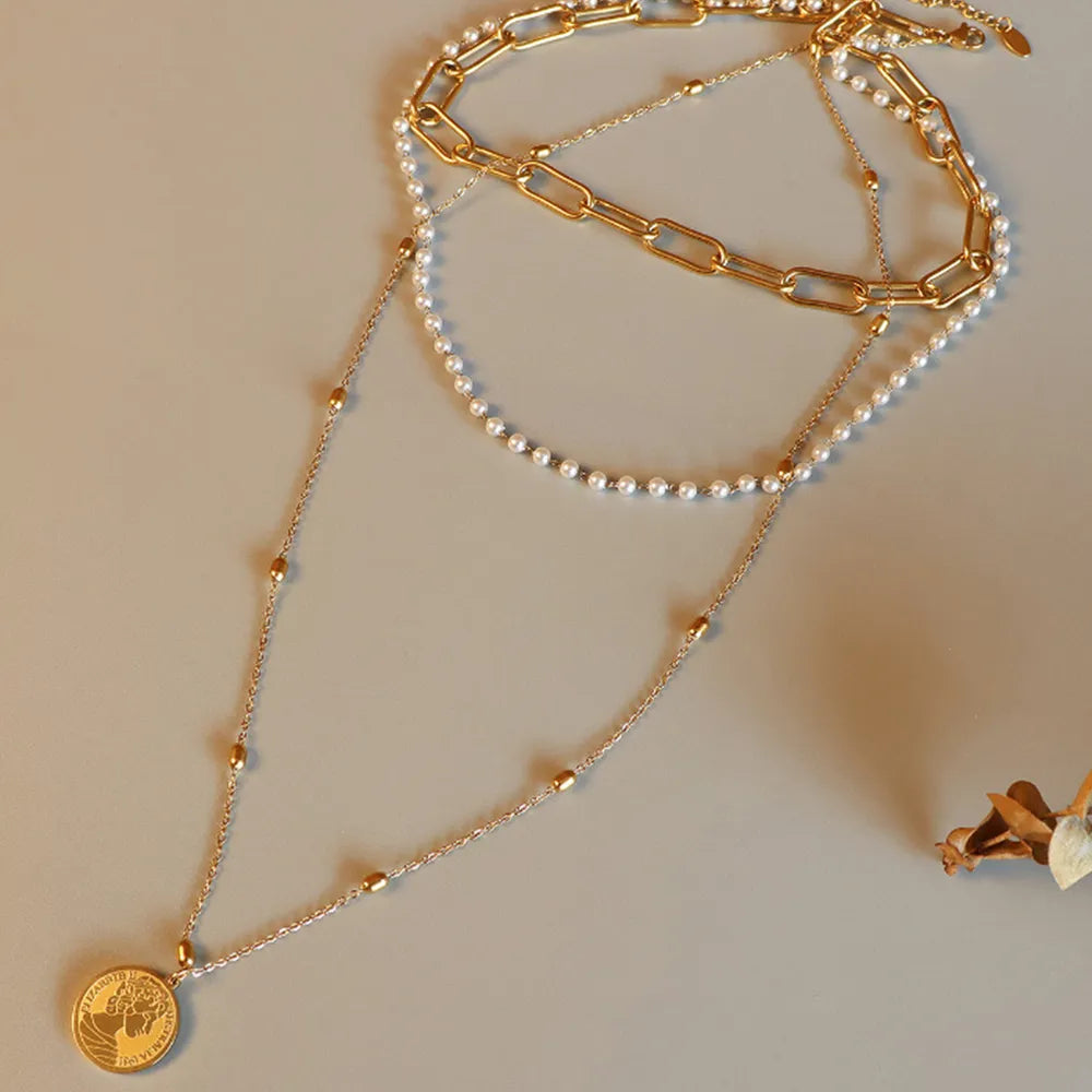 Poe Layered Necklace – Gold-Plated Titanium Steel