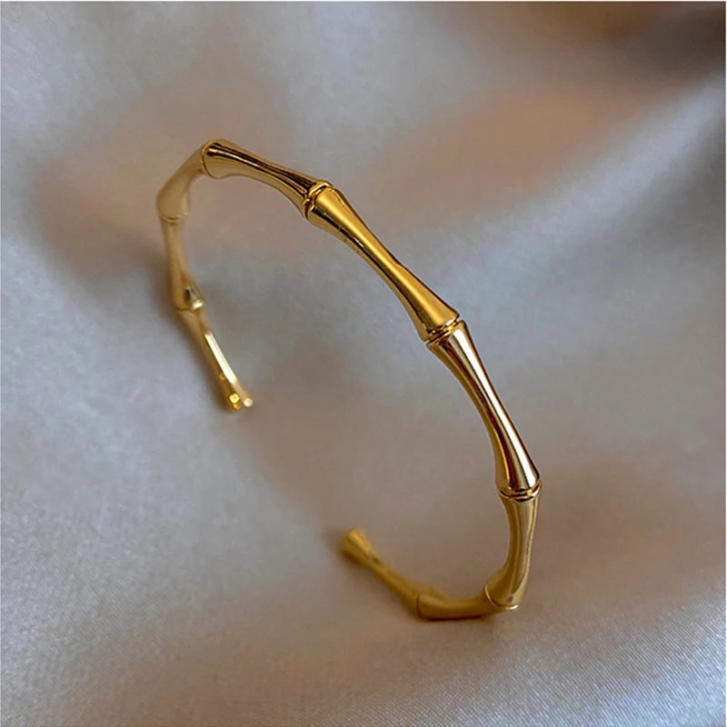 Niu Bracelet – Open Thin Titanium Steel Bangle
