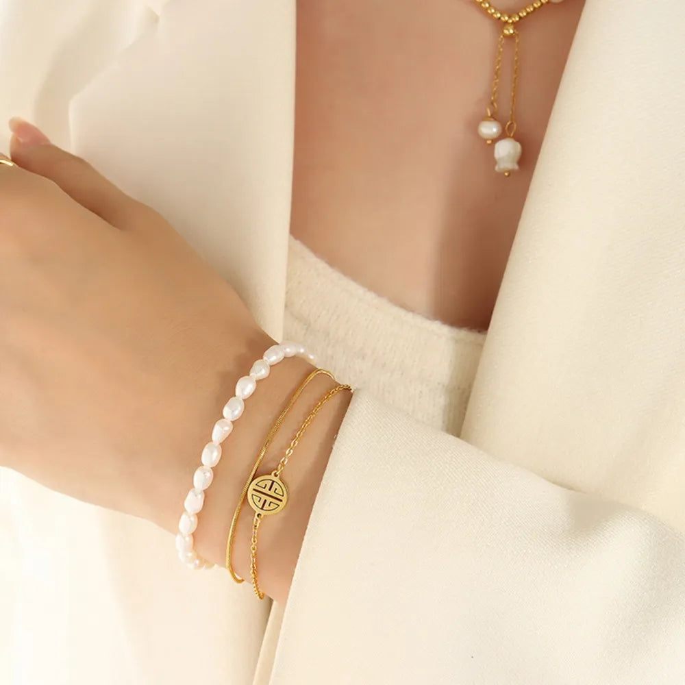 3-layer gold bracelet with freshwater pearls
